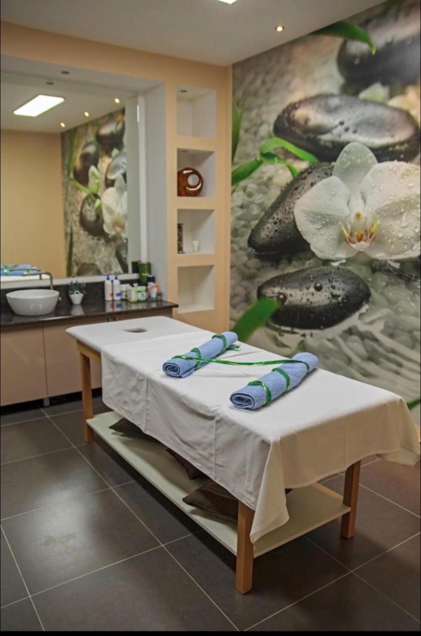 באקוריאני Orbi Palace, Room 536 מראה חיצוני תמונה